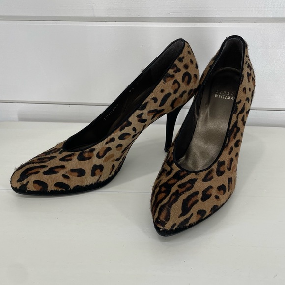 Stuart Weitzman Shoes - Stuart Weitzman Animal Print Pumps Size 6.5